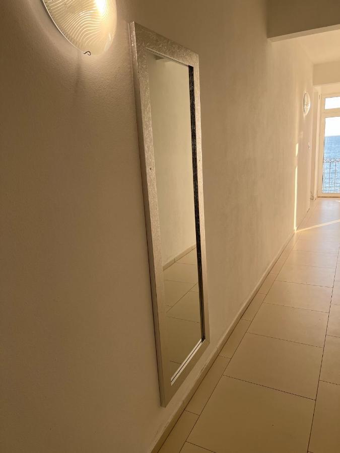 Apartments Stuart Утєха Екстер'єр фото