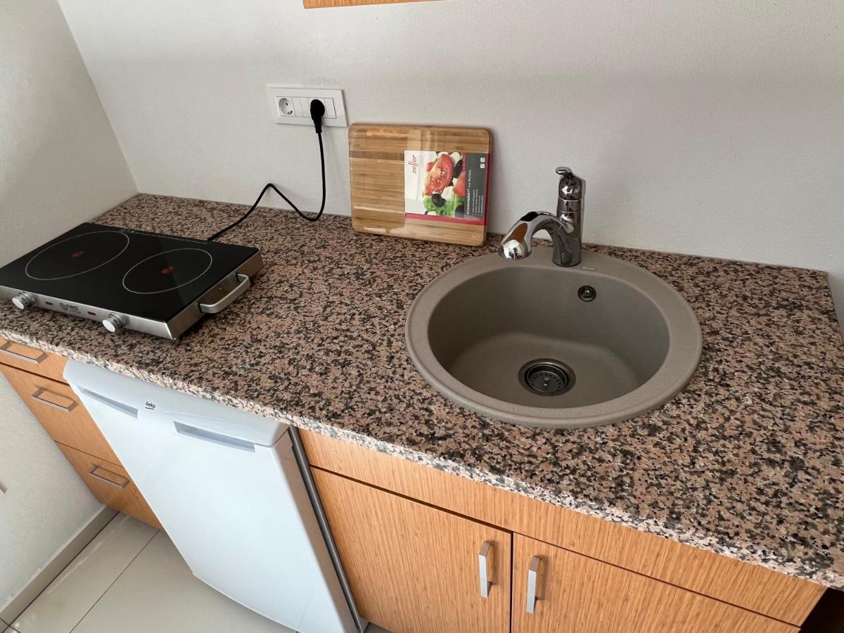 Apartments Stuart Утєха Екстер'єр фото