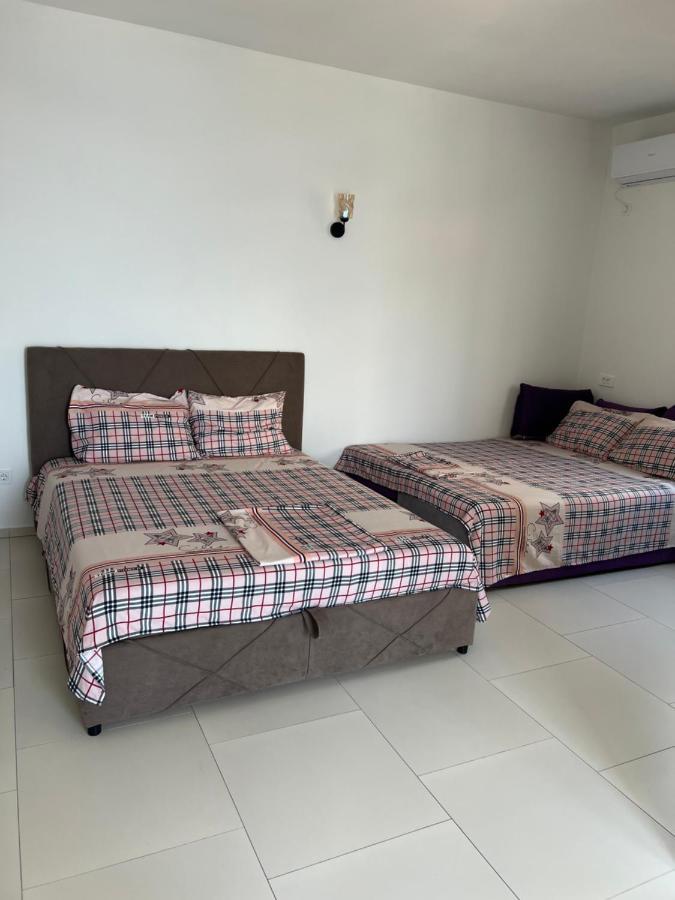 Apartments Stuart Утєха Екстер'єр фото