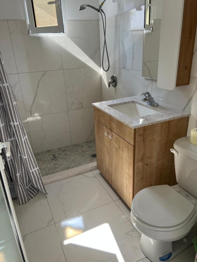 Apartments Stuart Утєха Екстер'єр фото