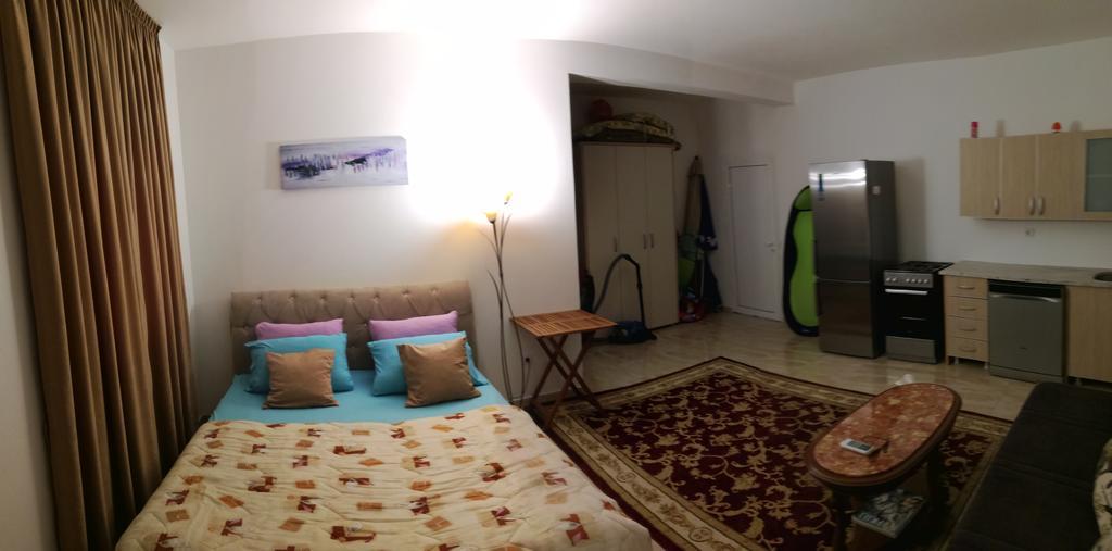 Apartments Stuart Утєха Екстер'єр фото